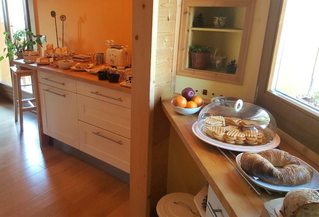 B&B Lo Chalet Di Ocre San Felice d'Ocre Exterior foto